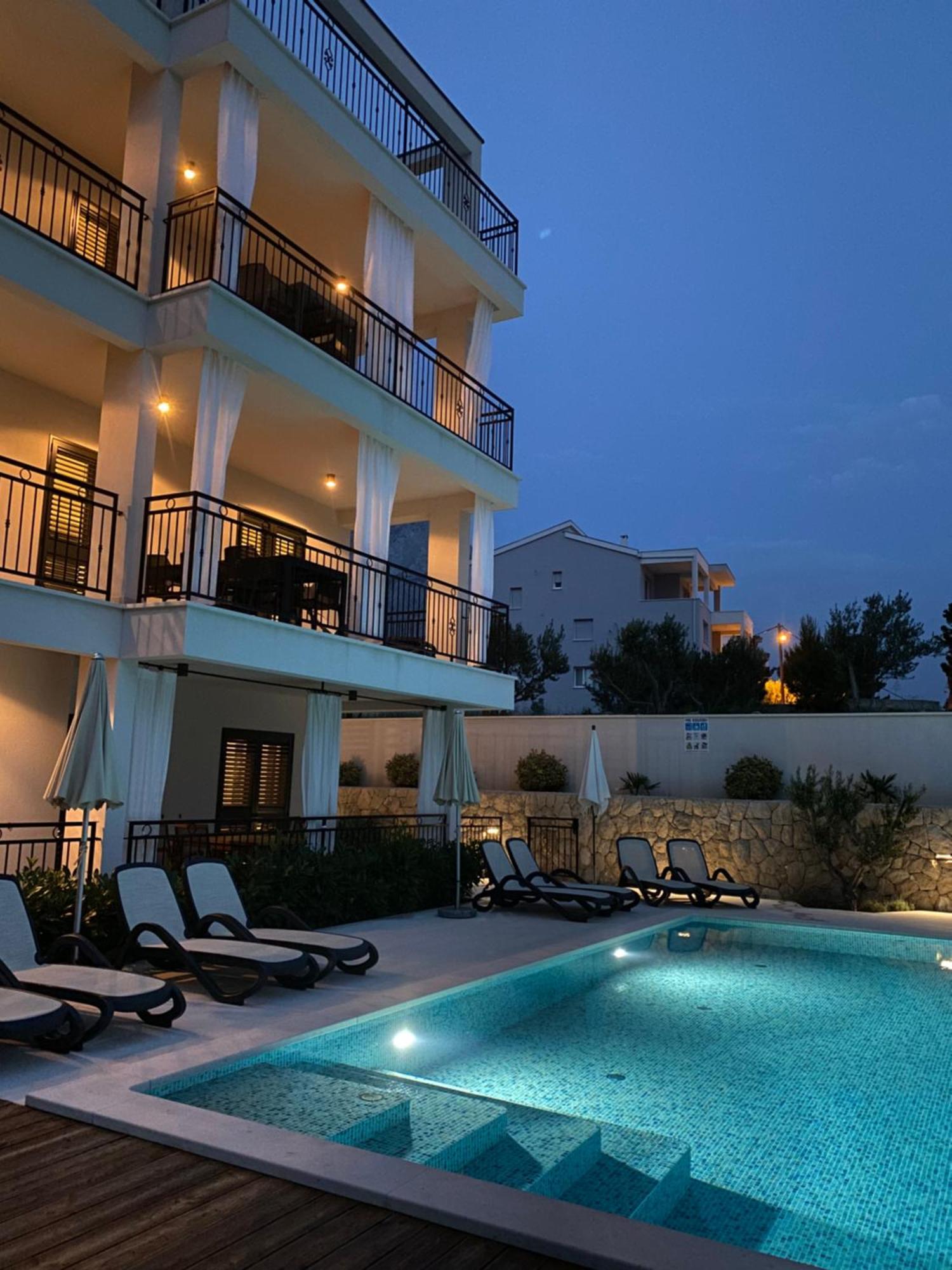 Baltimore.house * Baska Voda